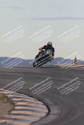 media/Sep-21-2025-Race Pace (Sun) [[98bf33ef95]]/Non Verified/1-Turns 9 and 10 (8am)/